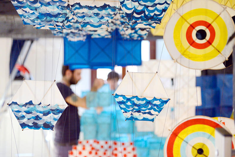 jacob hashimoto installazioni di carta di riso