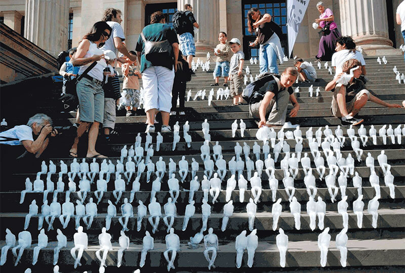 sculture di ghiaccio melting men