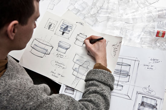 transparent-lego-chandelier-by-tobias-tostesen-project