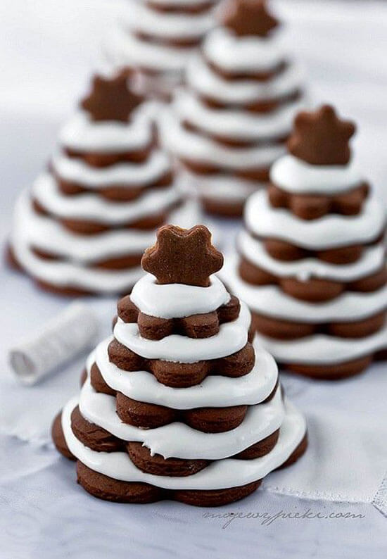 albero di natale di biscotti allo zenzero