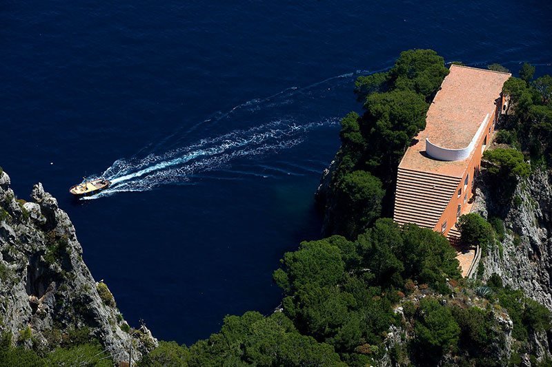 villa malaparte strana dura schietta
