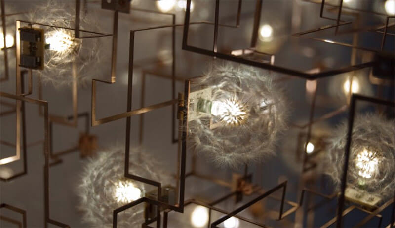 scultura luminosa fragile future III