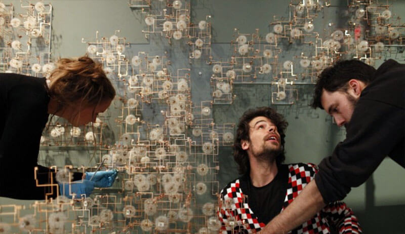 scultura luminosa di studio drift 