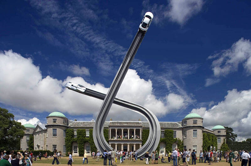 sculture futiristiche di gerry judah per audi