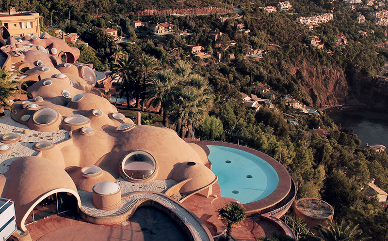 bubble palace pierre cardin