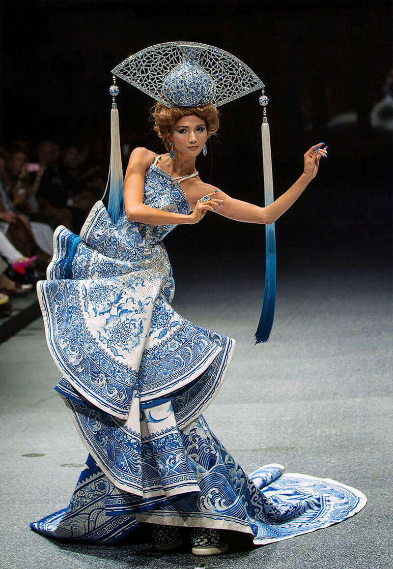 abiti-scultura-di-alta-moda-guo-pei
