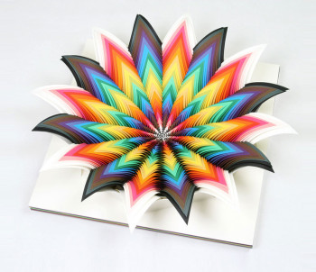 sculture di carta di jen stark