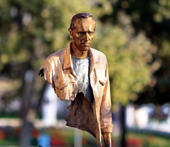 Bruno Catalano Les Voyageurs - sculture di bronzo