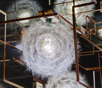 fragile future III scultura luminosa