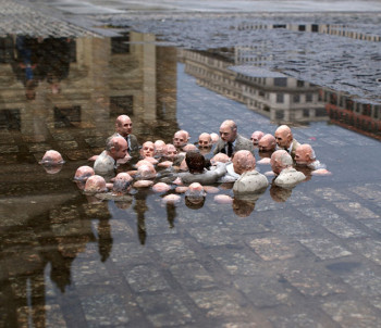 isaac cordal follow the leaders, berlin 2011