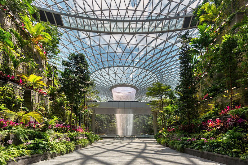 Jewel Changi Airport Cascata
